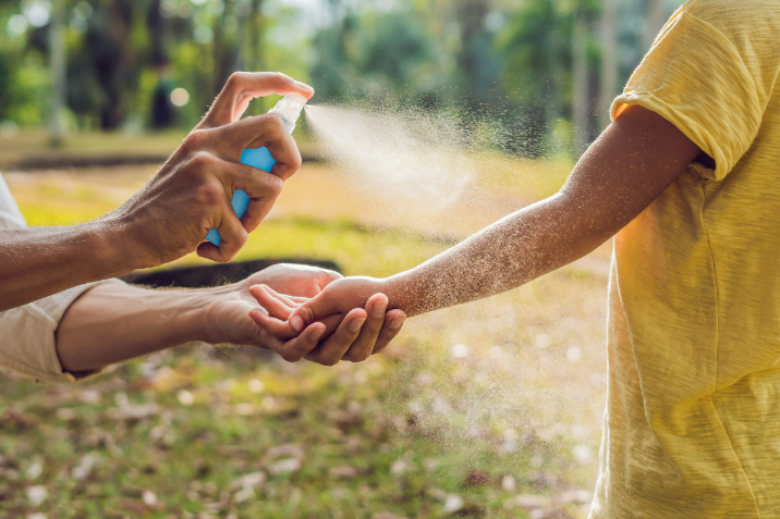 What is the best way to keep mosquitoes away naturally?